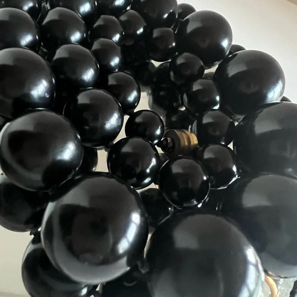 Stunning black African Ebony graduated beaded/pearl necklace - Picture 2 of 12